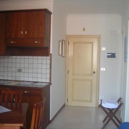 C.A.V. Residenza Prisco Aparthotel Marina di Grosseto Ngoại thất bức ảnh