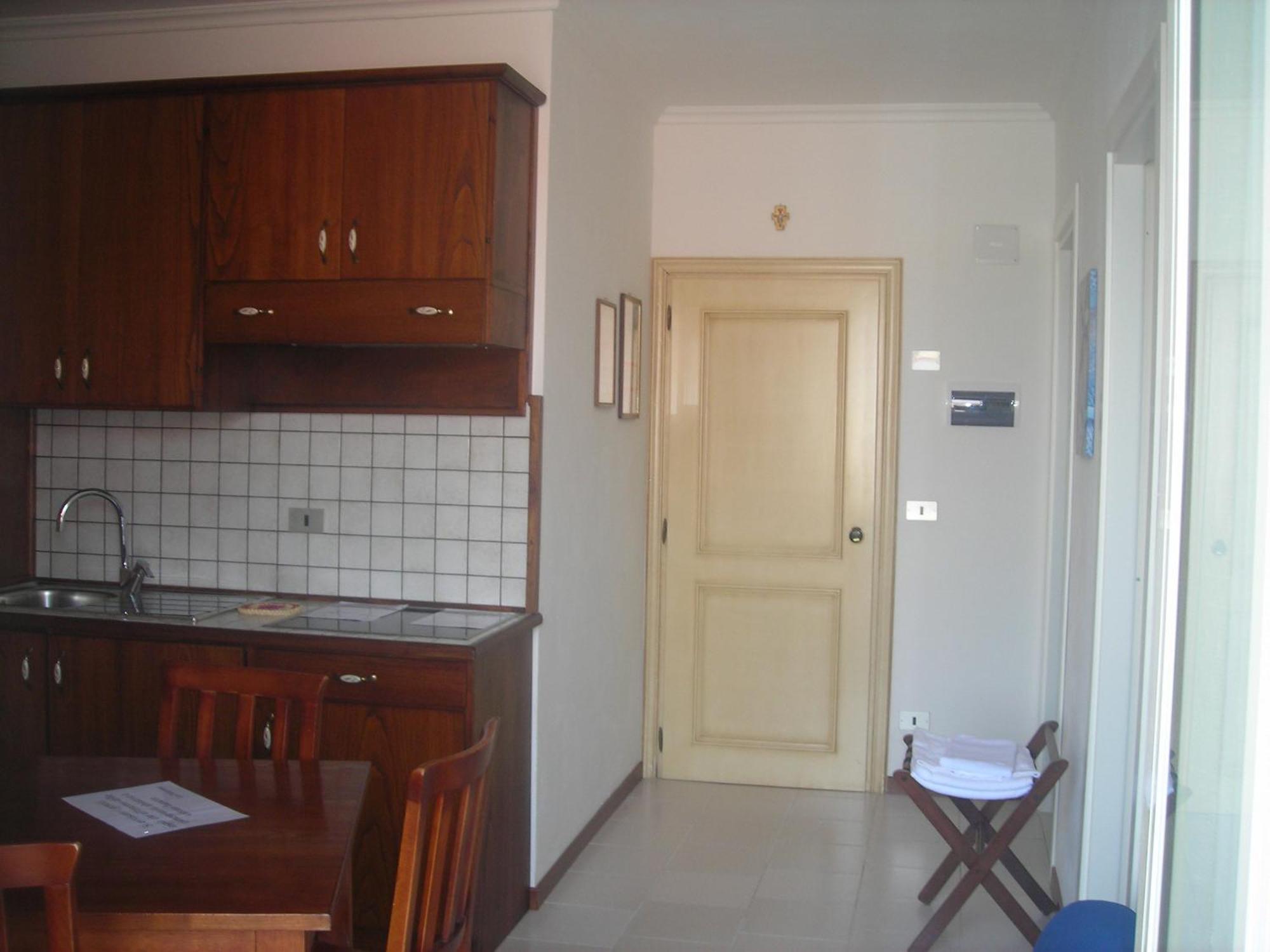 C.A.V. Residenza Prisco Aparthotel Marina di Grosseto Ngoại thất bức ảnh