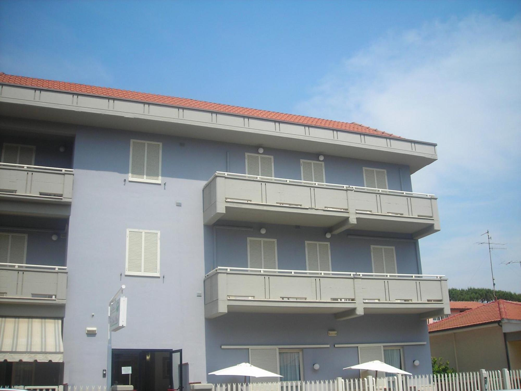 C.A.V. Residenza Prisco Aparthotel Marina di Grosseto Ngoại thất bức ảnh